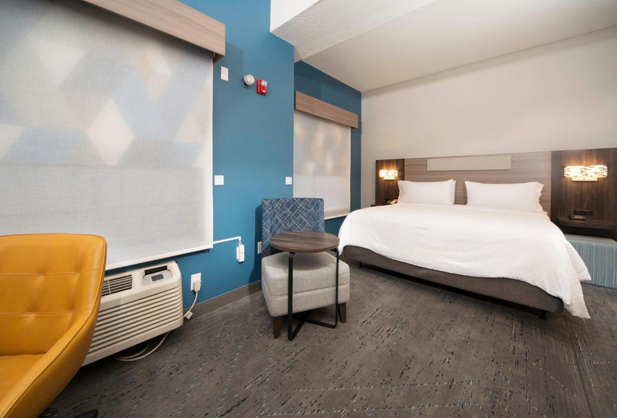 Holiday Inn Express & Suites Indianapolis - East By Ihg Exterior foto
