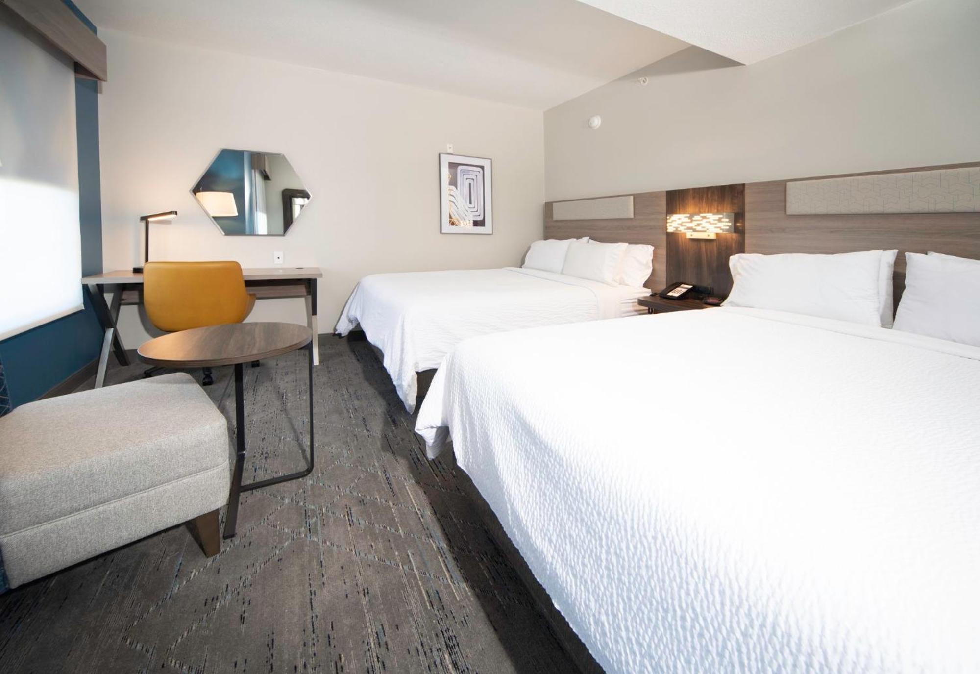 Holiday Inn Express & Suites Indianapolis - East By Ihg Exterior foto