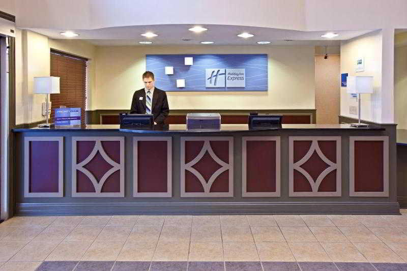 Holiday Inn Express & Suites Indianapolis - East By Ihg Exterior foto